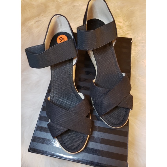 Nine West Heels - Picture 6 of 6